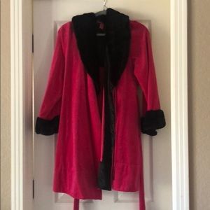 Betsy Johnson Holiday Robe
